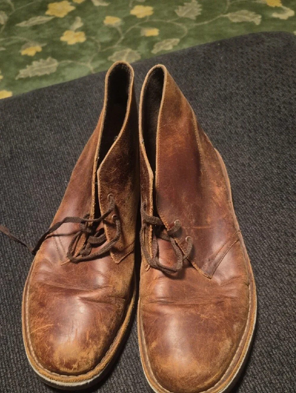 Clarks Men's Brown Leather Chukka Boots